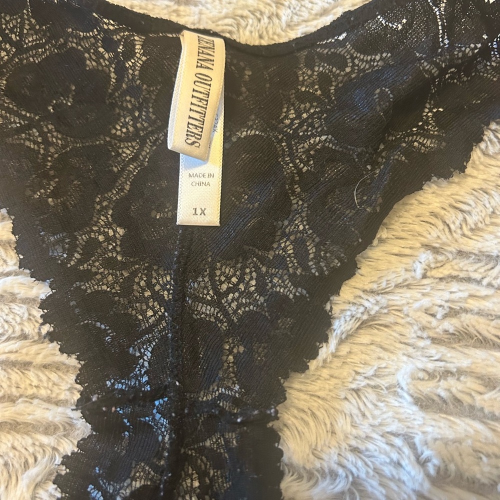 Two Plus Size Lace Bralettes - Picture 5 of 5